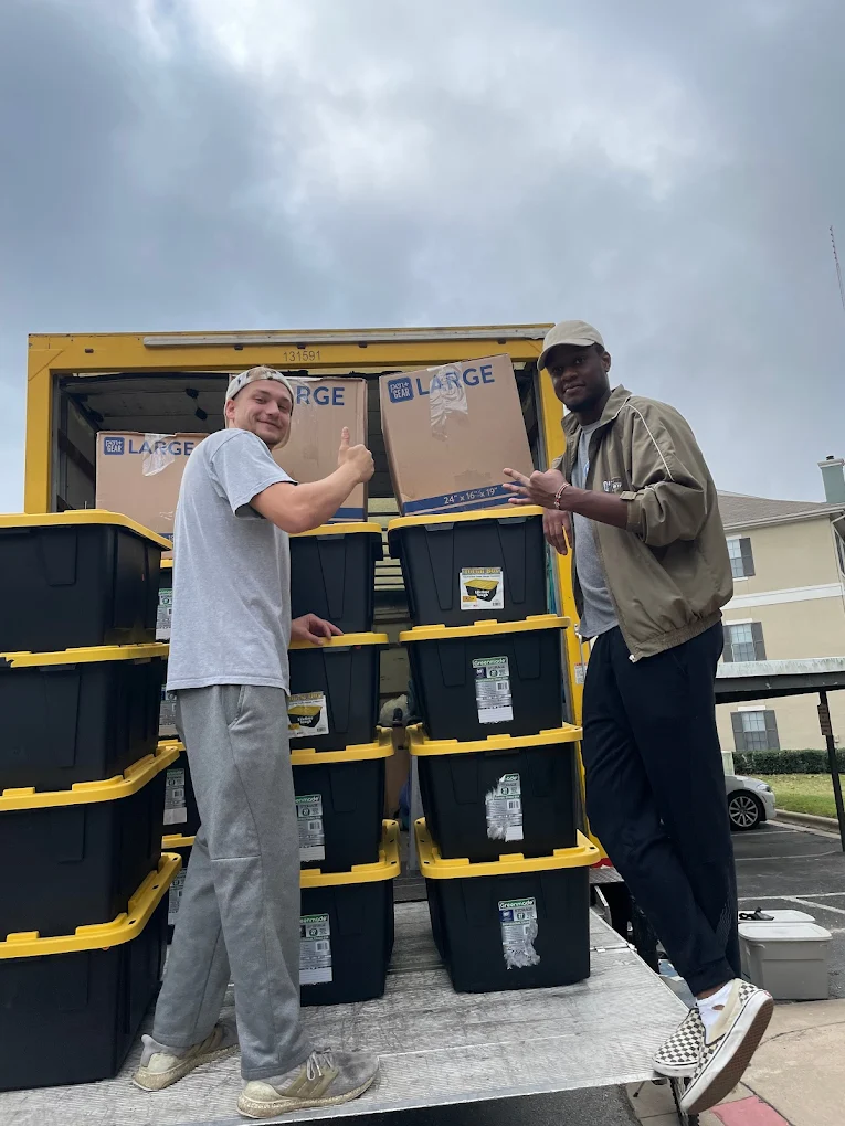 Moving team